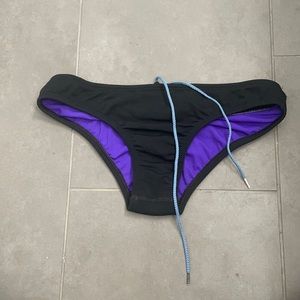 Black jolyn addy bottems